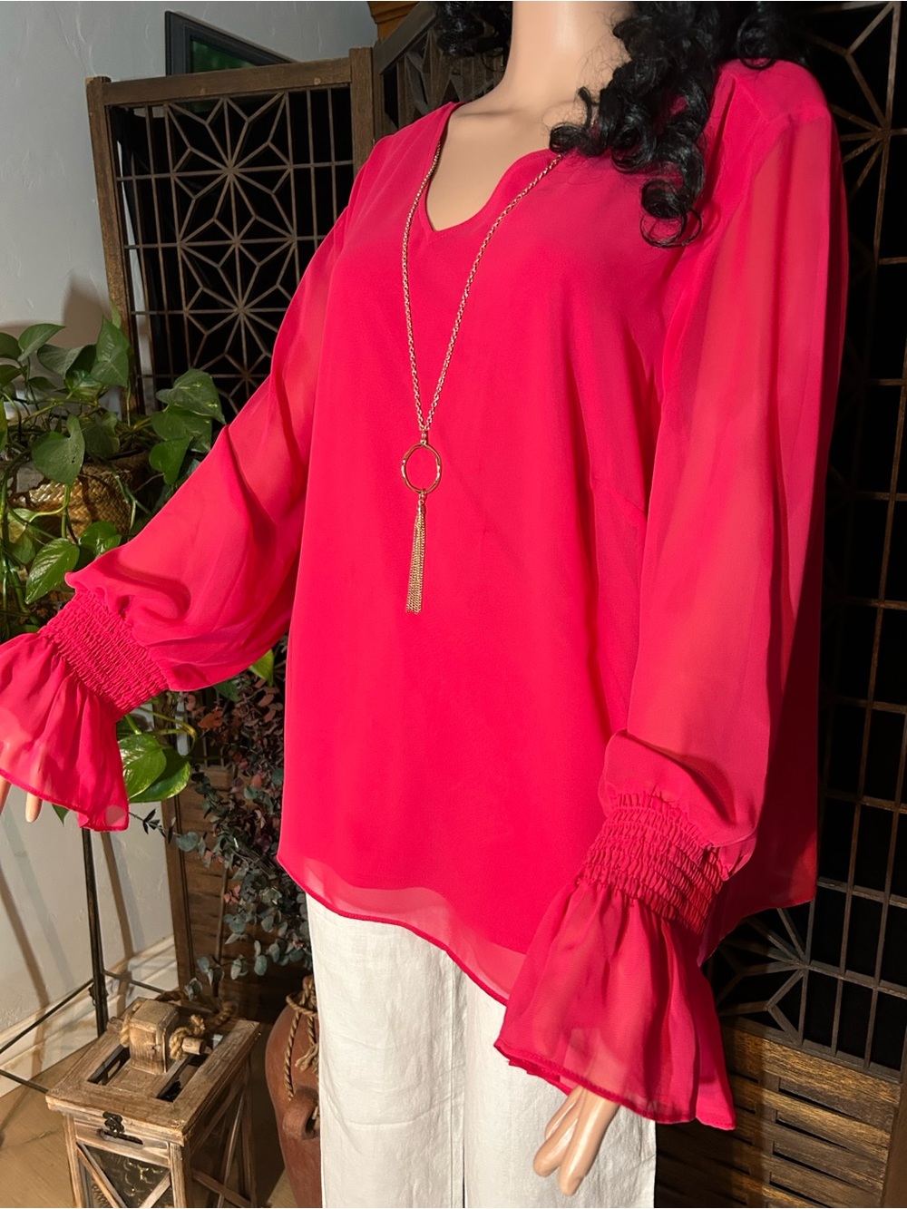 MACYS JM COLLECTION FUCHSIA BLOUSE WITH NECKLACE 3X